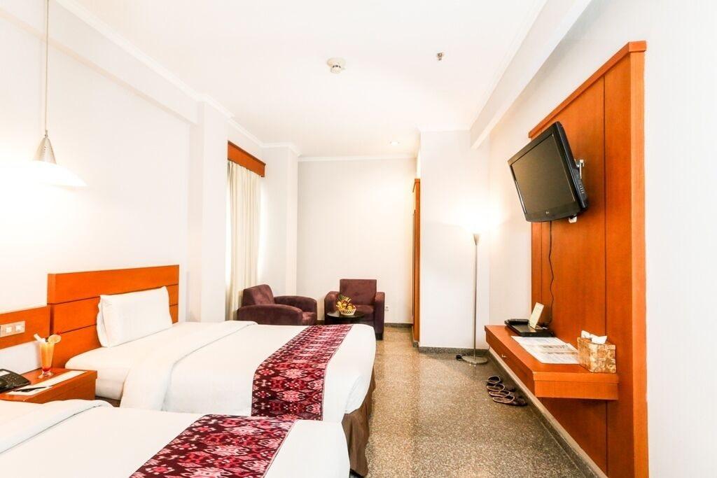 Sahira Butik Hotel Богор Екстер'єр фото